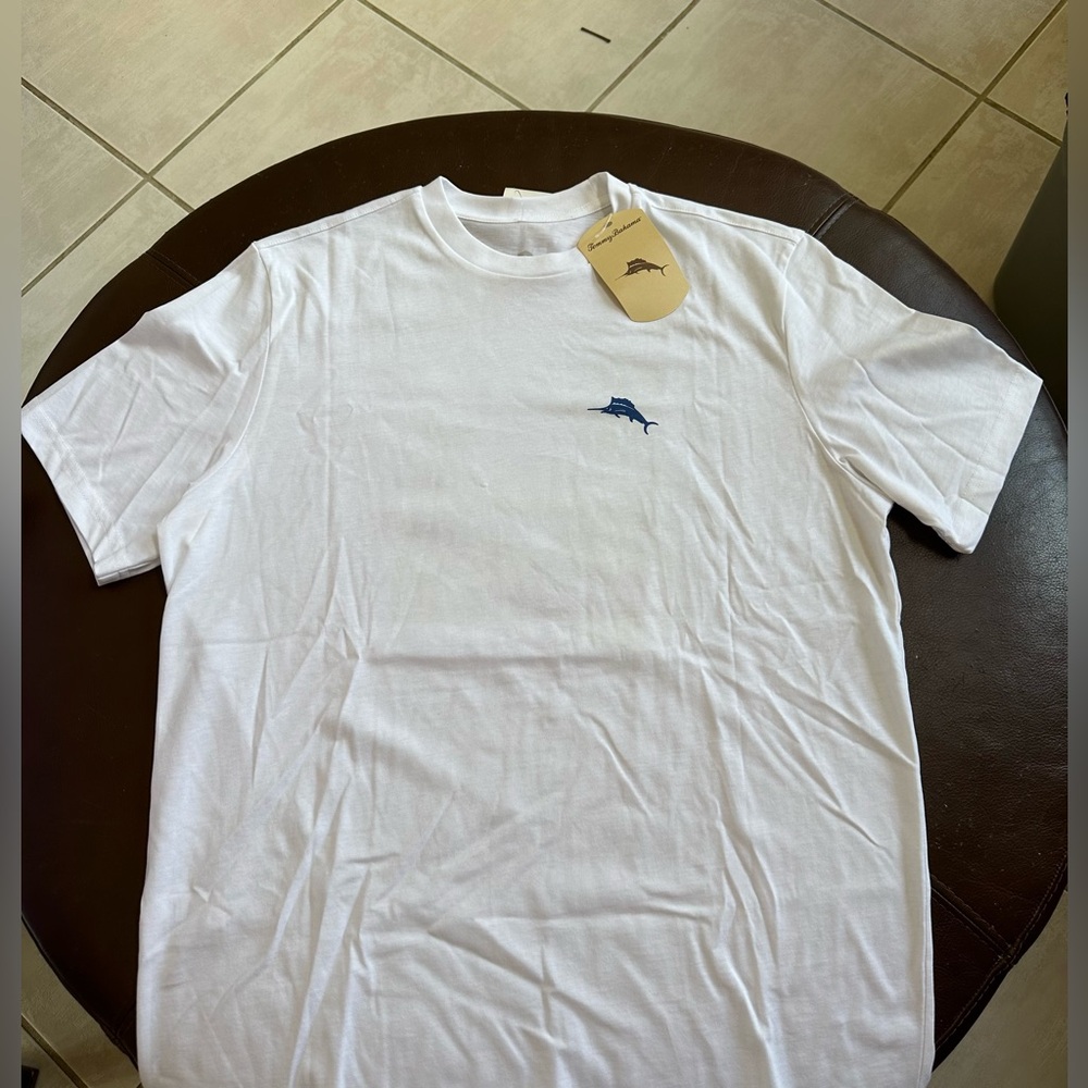 Men’s Tommy Bahama T-shirt Shirt Golf Theme Sizes small and medium available - Picture 2 of 5